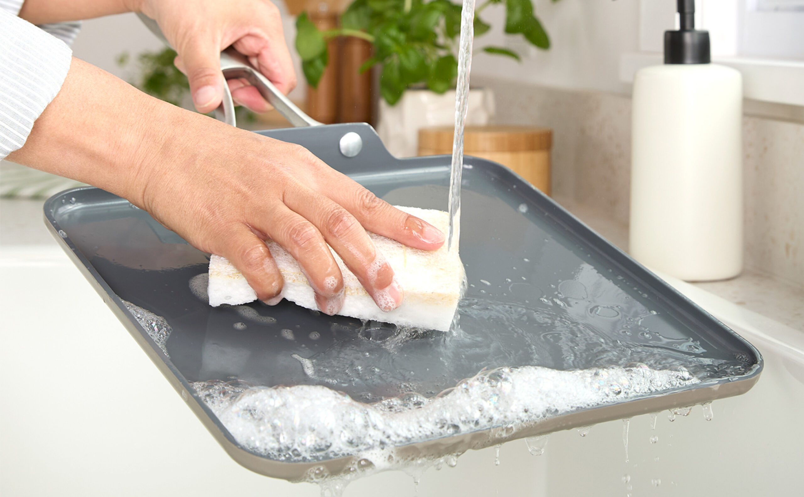 the-right-way-to-clean-your-ceramic-griddle